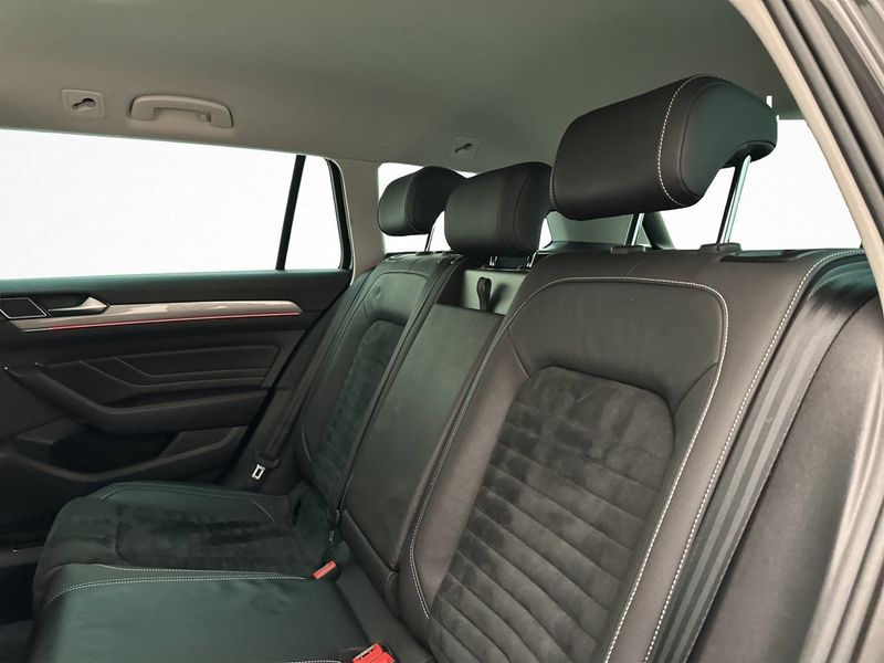 Volkswagen Passat bild 16