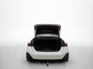BMW i5 bild 35