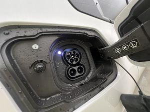 BMW i5 bild 37