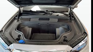 Mercedes GLC400 bild 10