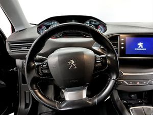 Peugeot 308 SW bild 7