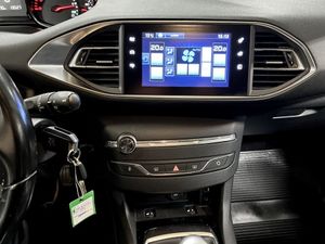 Peugeot 308 SW bild 12