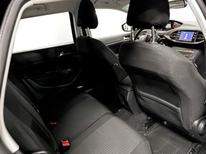 Peugeot 308 SW bild 15