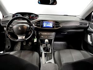 Peugeot 308 SW bild 6