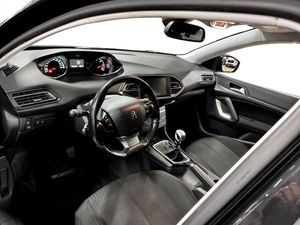 Peugeot 308 SW bild 4