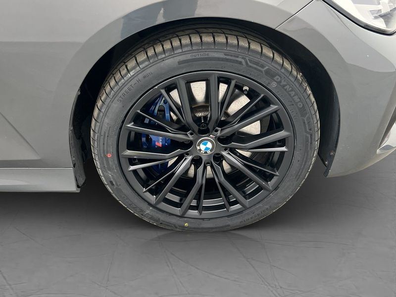 BMW 330 bild 33