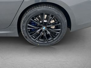 BMW 330 bild 31
