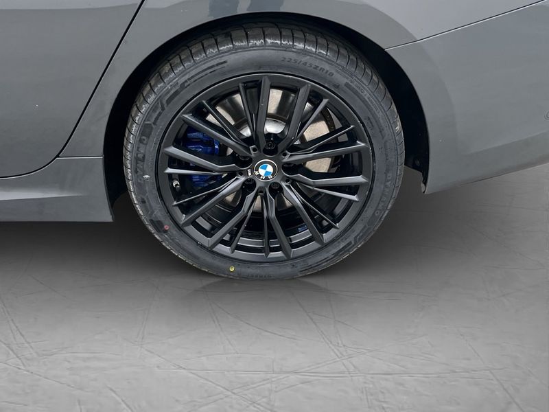 BMW 330 bild 31