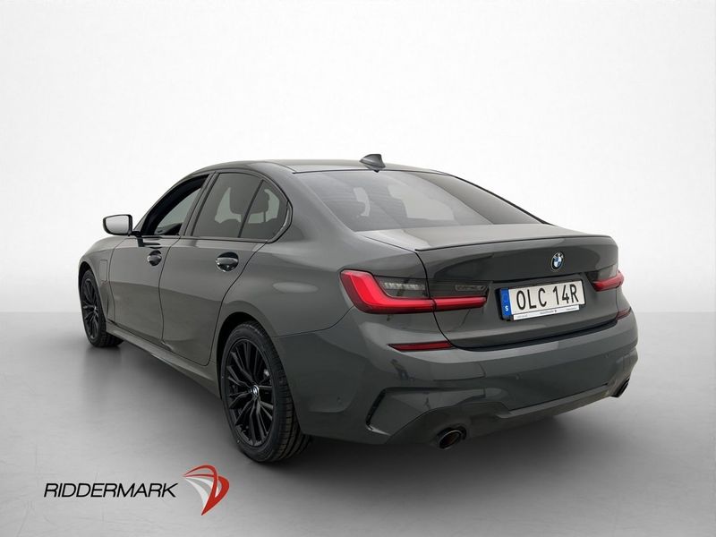 BMW 330 bild 8