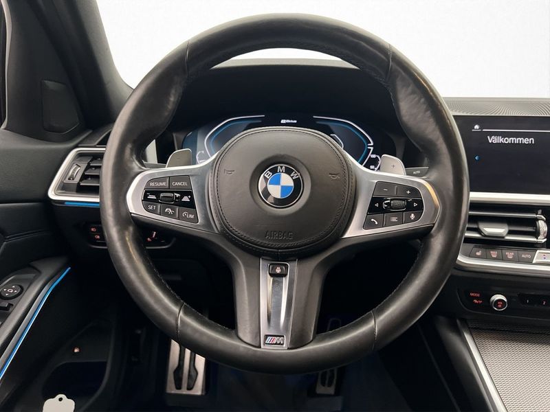 BMW 330 bild 13