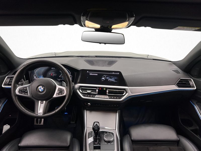 BMW 330 bild 19