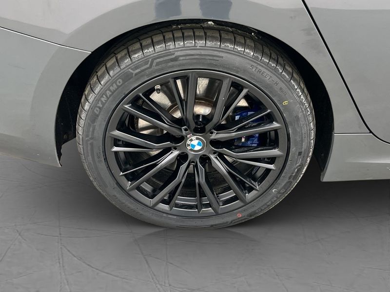 BMW 330 bild 32