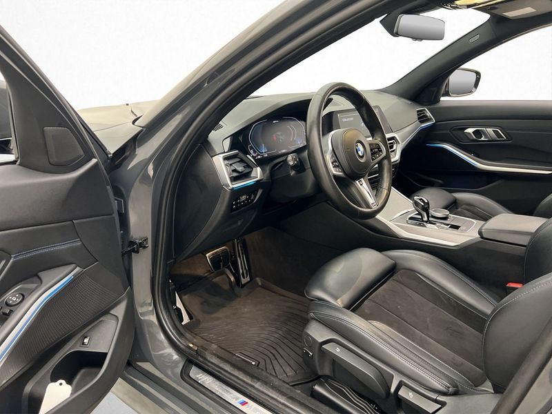 BMW 330 bild 10