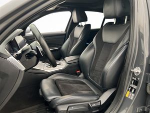 BMW 330 bild 11