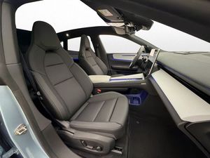 Polestar 4 bild 32