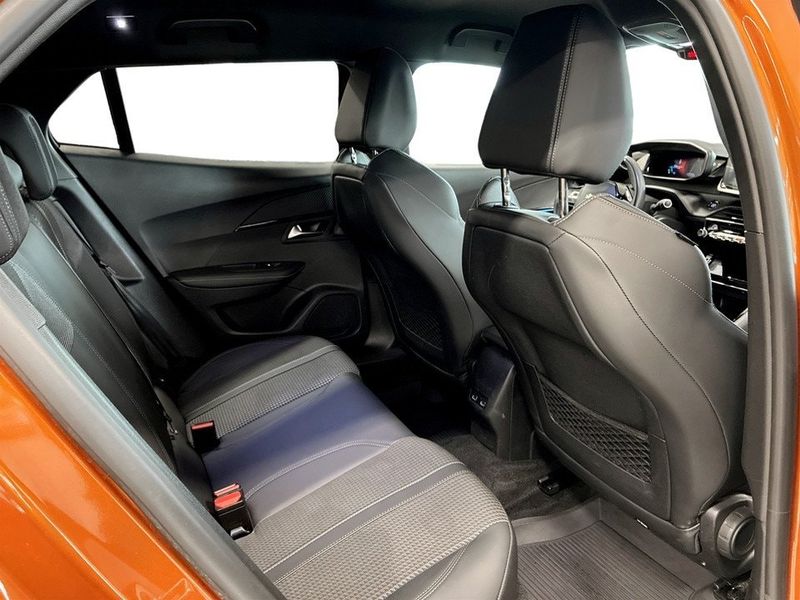 Peugeot e-2008 bild 13