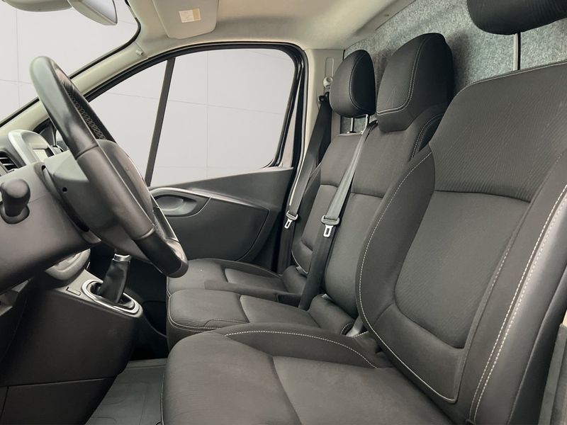 Renault Trafic bild 14
