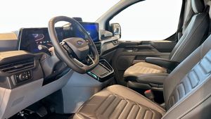 Ford Tourneo Custom bild 3