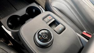 Ford Mustang Mach-E bild 17