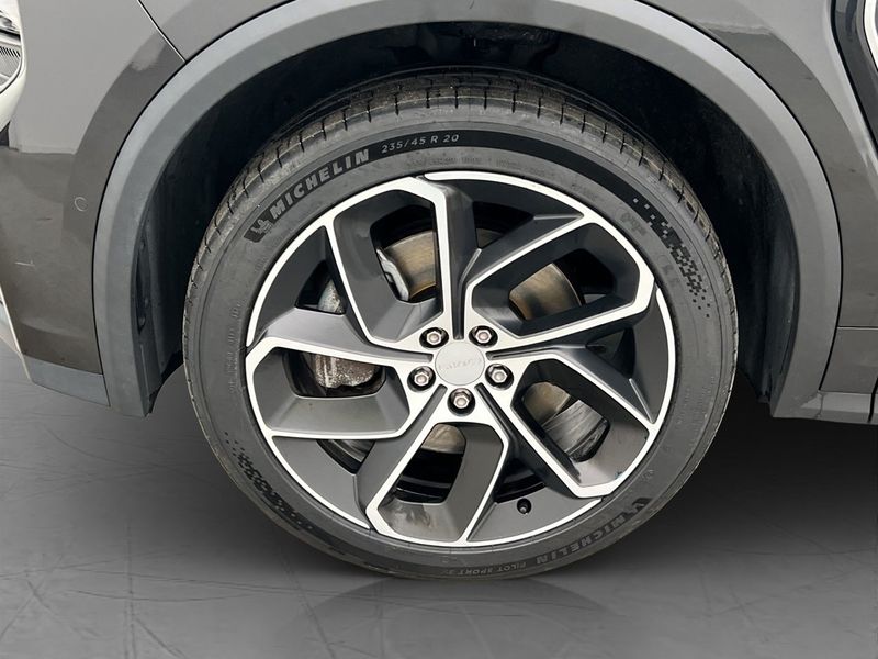 Lynk & Co 01 bild 32