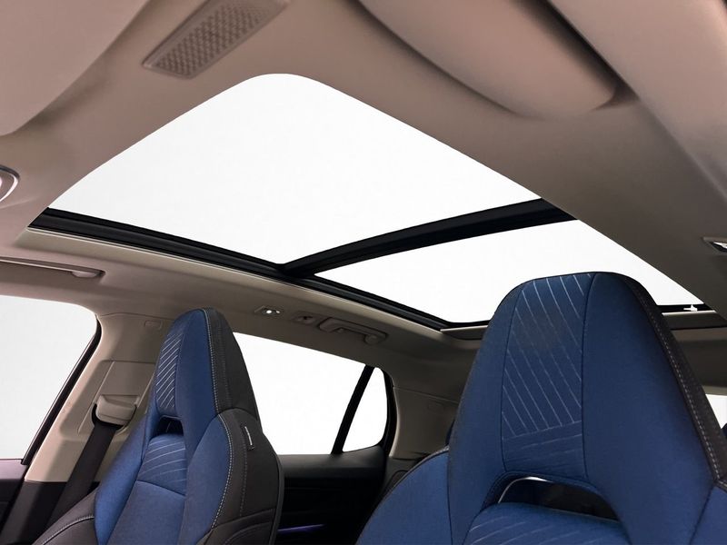 Lynk & Co 01 bild 14