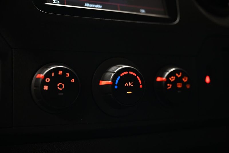 Renault Master bild 26