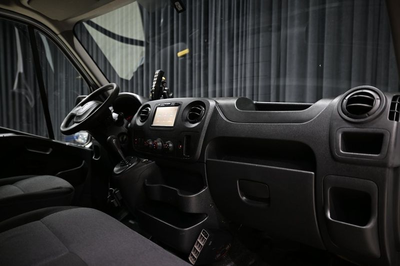 Renault Master bild 24