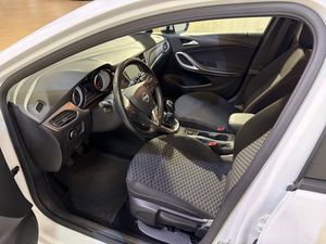 Opel Astra bild 8