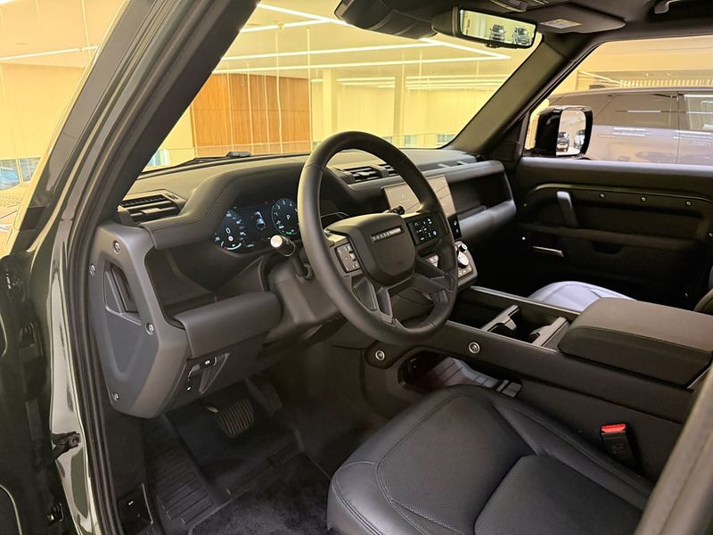 Land Rover Defender bild 10