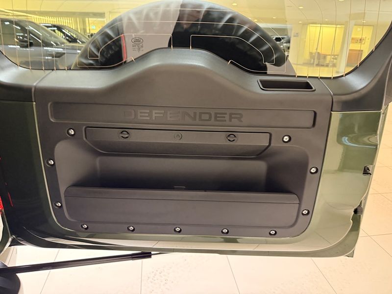 Land Rover Defender bild 24
