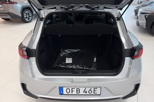 Lexus LBX bild 10