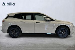 BMW iX bild 8