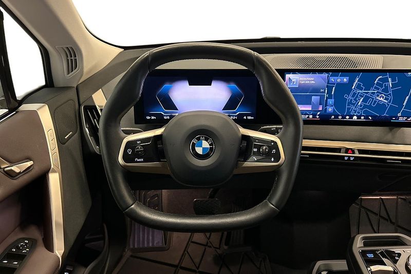 BMW iX bild 11