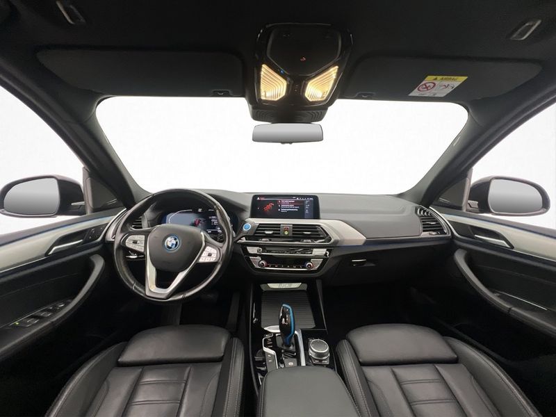 BMW iX3 bild 29