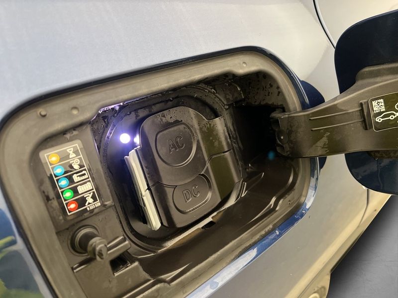 BMW iX3 bild 35