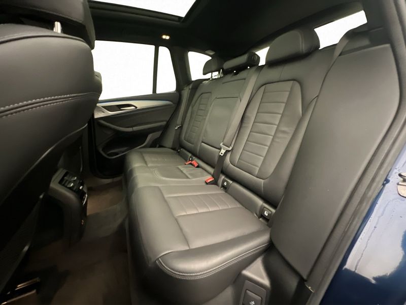 BMW iX3 bild 32