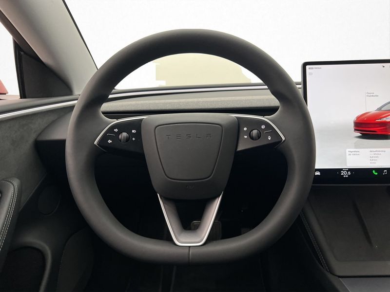 Tesla Model 3 bild 13