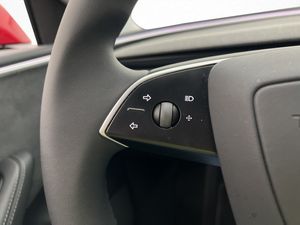 Tesla Model 3 bild 14