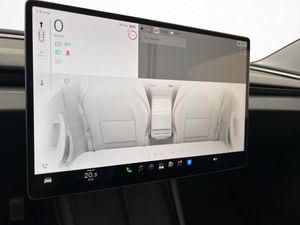 Tesla Model 3 bild 19
