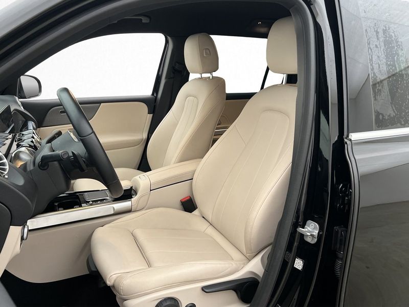 Mercedes EQB250+ bild 11