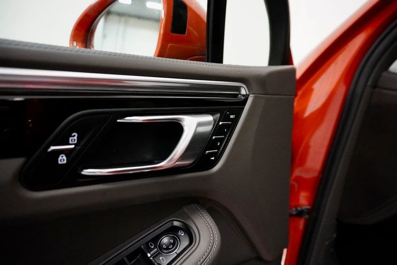 Porsche Macan bild 23