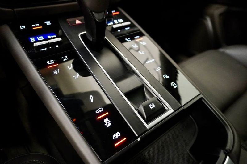 Porsche Macan bild 18