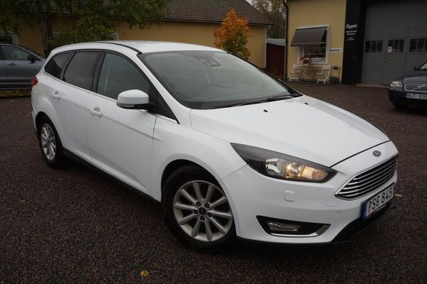 Ford Focus Kombi 1.5 TDCi Titanium AUT / Ny kamrem - 2017