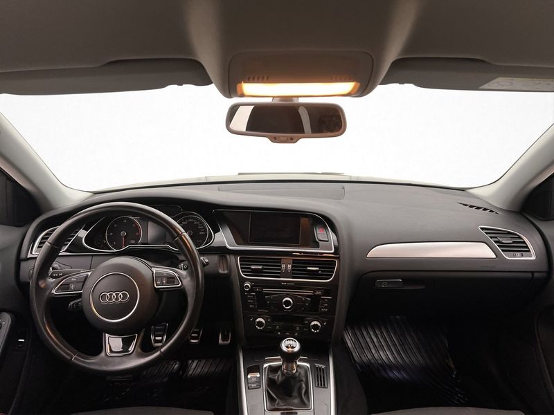Audi A4 bild 13