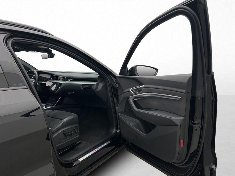 Audi Q8 e-tron bild 24