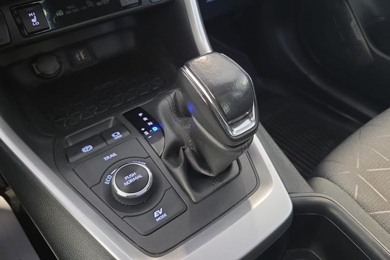 Toyota RAV4 bild 18