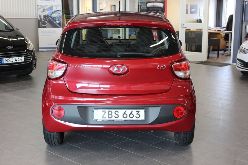Hyundai i10 bild 8