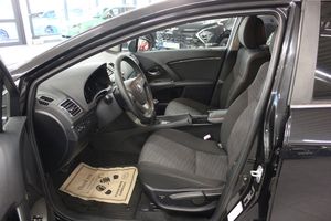 Toyota Avensis bild 14