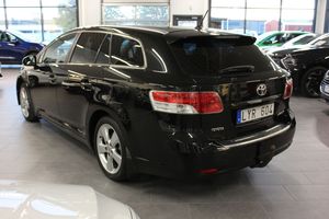 Toyota Avensis bild 3