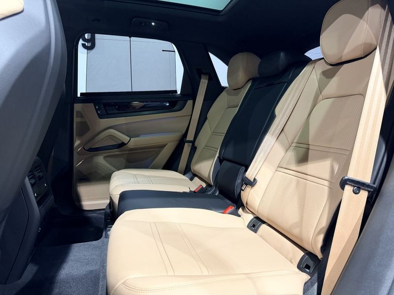 Porsche Cayenne bild 26